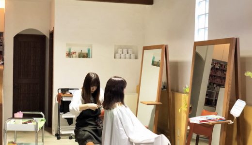 ピンク系ヘアカラーで優しい仕上がりに。