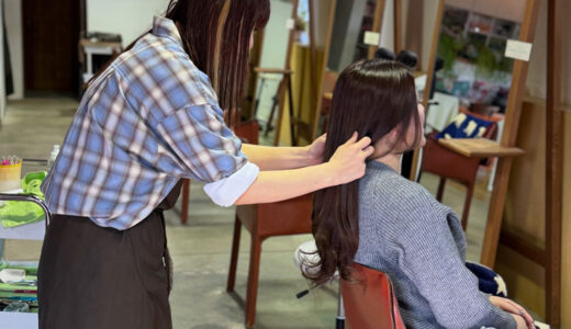 ミルボンの2026年春夏新色ヘアカラー、カプチーノブラウニーをカラーリング。